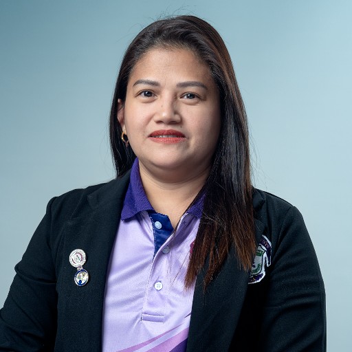 Dr. Jennifer Reyes